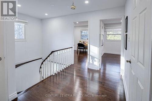 15 Dewitt Court, Markham, ON - Indoor Photo Showing Other Room