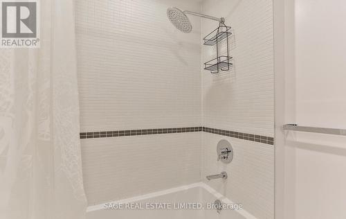 110 - 35 Wabash Avenue, Toronto, ON -  Photo Showing Bathroom