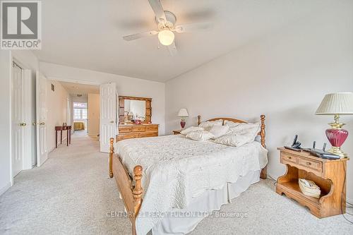 1419 Spring Garden Court, Mississauga, ON - Indoor Photo Showing Bedroom