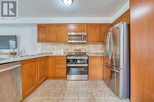 1419 Spring Garden Court, Mississauga, ON - Indoor Photo Showing Kitchen With Stainless Steel Kitchen