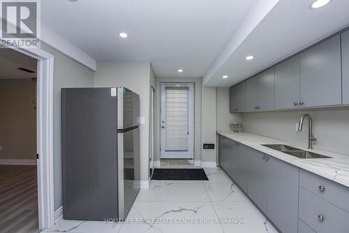 95 Cathcart Crescent, Brampton, ON - Indoor Photo Showing Kitchen With Double Sink