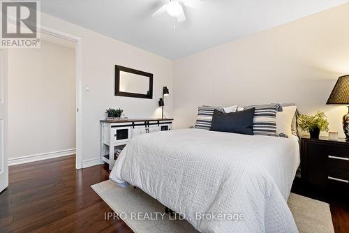 32 River View Drive, Brampton, ON - Indoor Photo Showing Bedroom