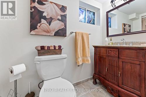 32 River View Drive, Brampton, ON - Indoor Photo Showing Bathroom