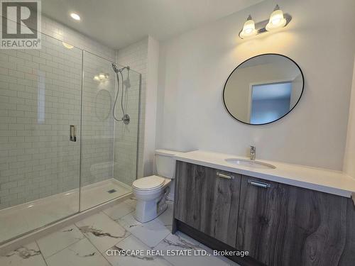 1534 Wheatcroft Drive, Oshawa, ON - Indoor Photo Showing Bathroom