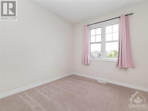 558 Foxlight Crescent, Ottawa, ON - Indoor Photo Showing Other Room