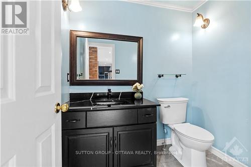 7 Rolston Way, Ottawa, ON - Indoor Photo Showing Bathroom