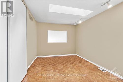 7 Rolston Way, Ottawa, ON - Indoor Photo Showing Other Room