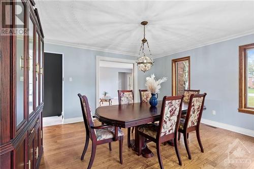 7 Rolston Way, Ottawa, ON - Indoor Photo Showing Dining Room