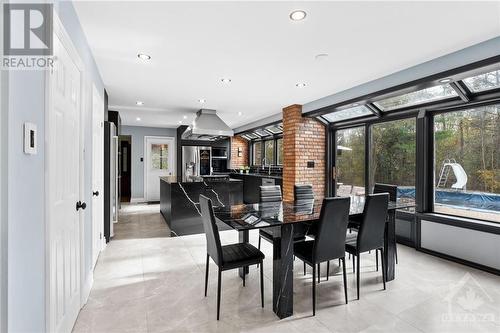 7 Rolston Way, Ottawa, ON - Indoor Photo Showing Dining Room