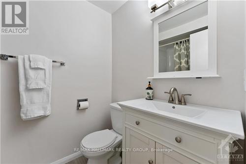 1735 Trappist Lane, Ottawa, ON - Indoor Photo Showing Bathroom