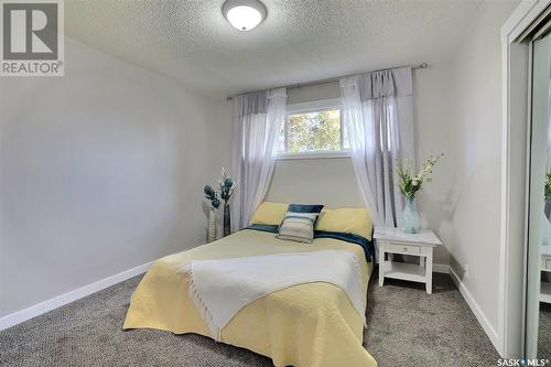 3704 Sherwood Drive, Regina, SK - Indoor Photo Showing Bedroom