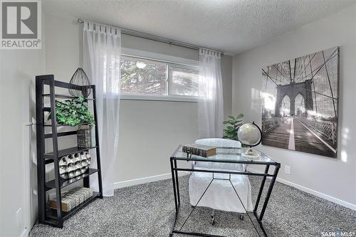 3704 Sherwood Drive, Regina, SK - Indoor Photo Showing Other Room