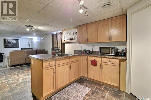 3704 Sherwood Drive, Regina, SK - Indoor Photo Showing Kitchen