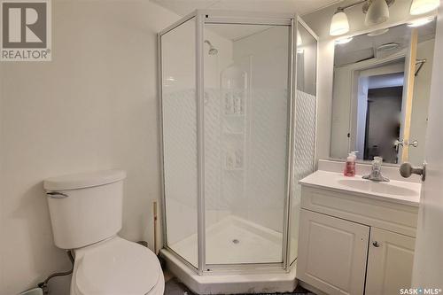 3704 Sherwood Drive, Regina, SK - Indoor Photo Showing Bathroom