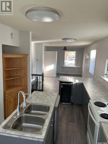 548 King Street, Regina, SK - Indoor Photo Showing Kitchen With Double Sink