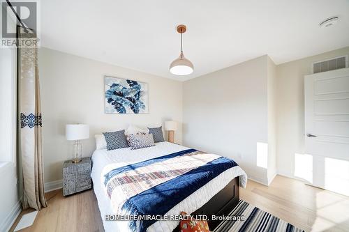 3283 Turnstone Boulevard, Pickering, ON - Indoor Photo Showing Bedroom