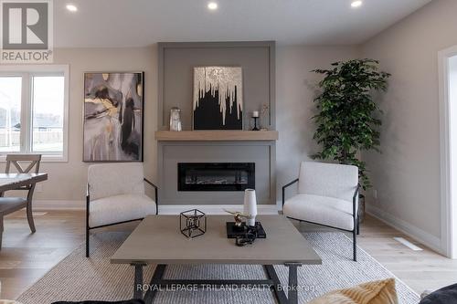 12 Allister Drive, Middlesex Centre, ON - Indoor Photo Showing Living Room With Fireplace