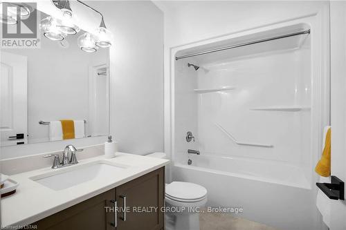 15 - 1080 Upperpoint Avenue, London, ON - Indoor Photo Showing Bathroom