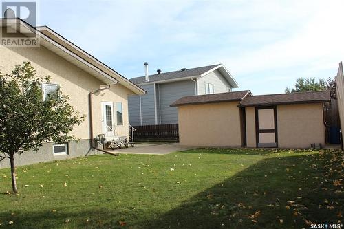 723 Dieppe Drive, Weyburn, SK - Outdoor