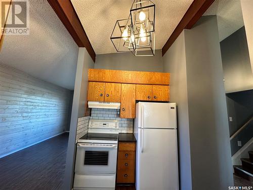 206 Railway Avenue, St. Gregor, SK - Indoor Photo Showing Kitchen