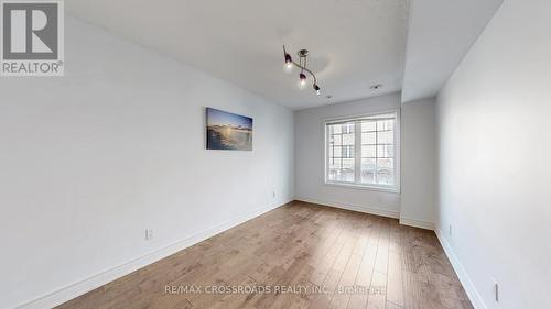 9 - 2 Cox Boulevard, Markham, ON - Indoor Photo Showing Other Room