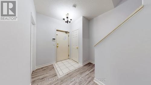 9 - 2 Cox Boulevard, Markham, ON - Indoor Photo Showing Other Room