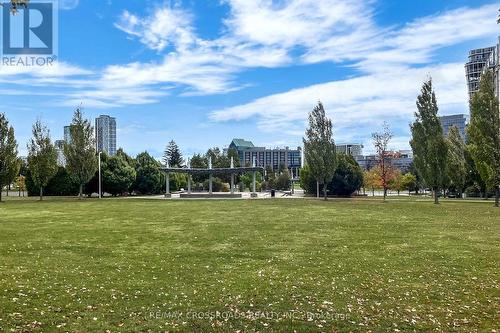 9 - 2 Cox Boulevard, Markham, ON - Outdoor With View