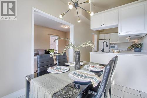 61 Amberhill Way, Aurora, ON - Indoor Photo Showing Dining Room