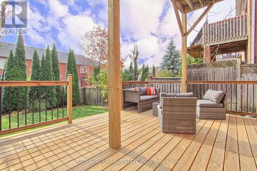 61 Amberhill Way, Aurora, ON - Outdoor With Deck Patio Veranda With Exterior