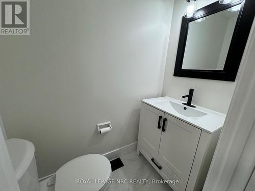 51 - 242 Lakeport Road, St. Catharines (443 - Lakeport), ON - Indoor Photo Showing Bathroom