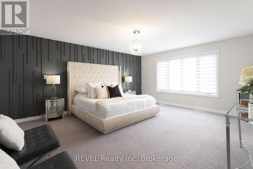 7819 Pender Street, Niagara Falls, ON - Indoor Photo Showing Bedroom