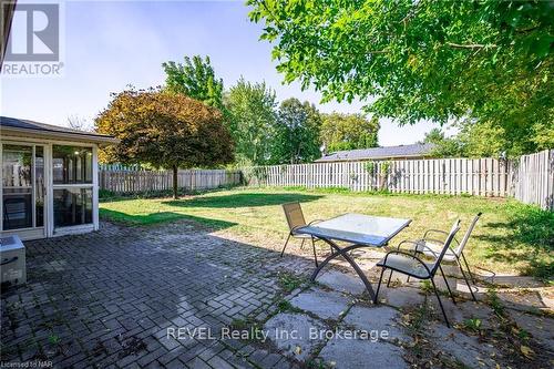 11 Rendale Avenue, St. Catharines, ON - Outdoor With Backyard