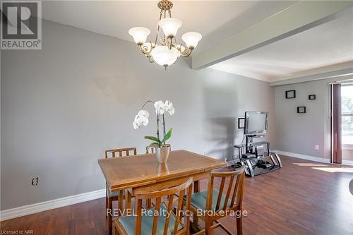 11 Rendale Avenue, St. Catharines, ON - Indoor Photo Showing Dining Room