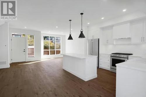 14 23183 136 Avenue, Maple Ridge, BC - Indoor Photo Showing Kitchen