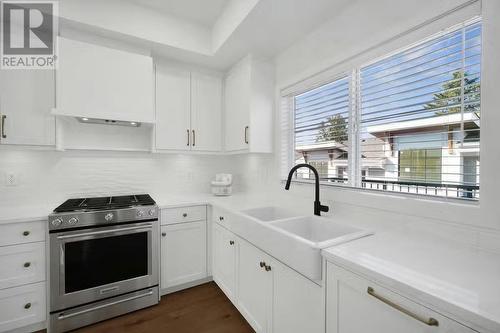 14 23183 136 Avenue, Maple Ridge, BC - Indoor Photo Showing Kitchen