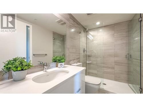 702 2888 Cambie Street, Vancouver, BC - Indoor Photo Showing Bathroom