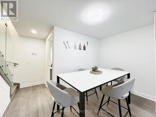 105 - 7 Watkinson Avenue, Toronto, ON - Indoor Photo Showing Dining Room