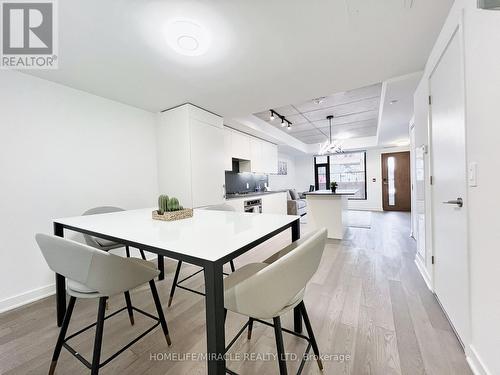 105 - 7 Watkinson Avenue, Toronto, ON - Indoor Photo Showing Dining Room