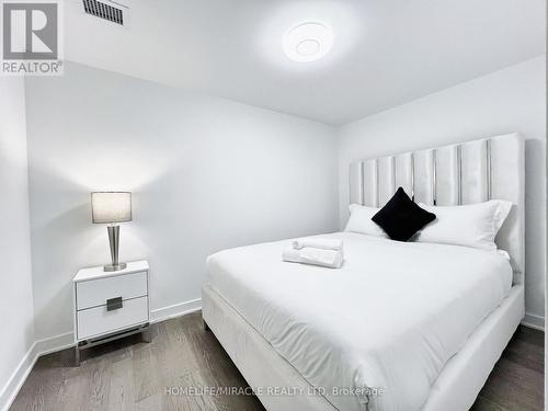 105 - 7 Watkinson Avenue, Toronto, ON - Indoor Photo Showing Bedroom