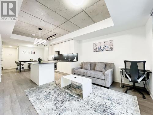 105 - 7 Watkinson Avenue, Toronto, ON - Indoor Photo Showing Living Room