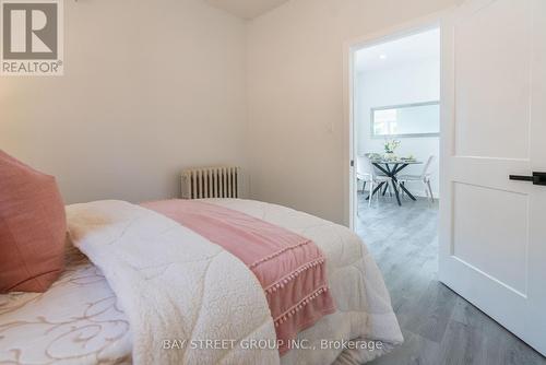 11 Marren Street, St. Catharines, ON - Indoor Photo Showing Bedroom