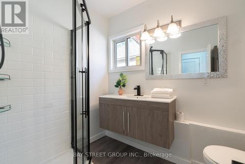 11 Marren Street, St. Catharines, ON - Indoor Photo Showing Bathroom