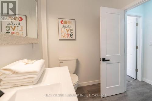 11 Marren Street, St. Catharines, ON - Indoor Photo Showing Bathroom