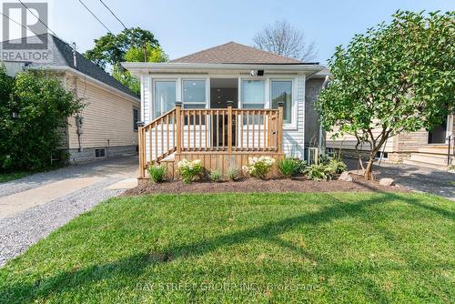 11 Marren Street, St. Catharines, ON - Outdoor