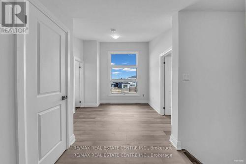 119 Sladden Court, Blue Mountains, ON - Indoor Photo Showing Other Room