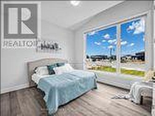 119 Sladden Court, Blue Mountains, ON - Indoor Photo Showing Bedroom