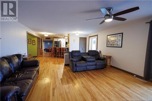 47 Principale Street, Sainte-Anne-De-Madawaska, NB - Indoor Photo Showing Living Room