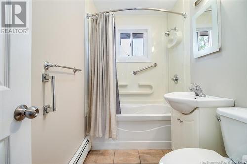 269 Highland Ave Avenue, Fredericton, NB - Indoor Photo Showing Bathroom