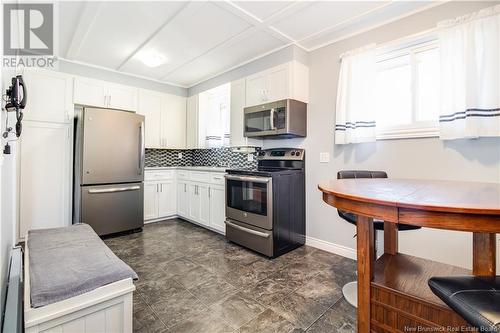 269 Highland Ave Avenue, Fredericton, NB - Indoor Photo Showing Kitchen