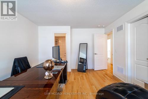 19 Conductor Avenue, Whitchurch-Stouffville, ON - Indoor Photo Showing Other Room